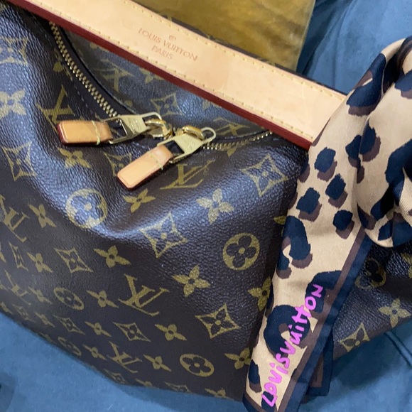 Posting soon! Authentic Louis Vuitton Bags, SLGs… - Picture 2 of 13